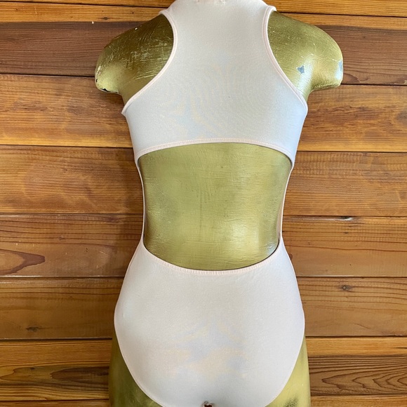L.A. Hearts Chic ST. TROPEZ France BODYSUIT With Cutout Back Size Small - Picture 15 of 16
